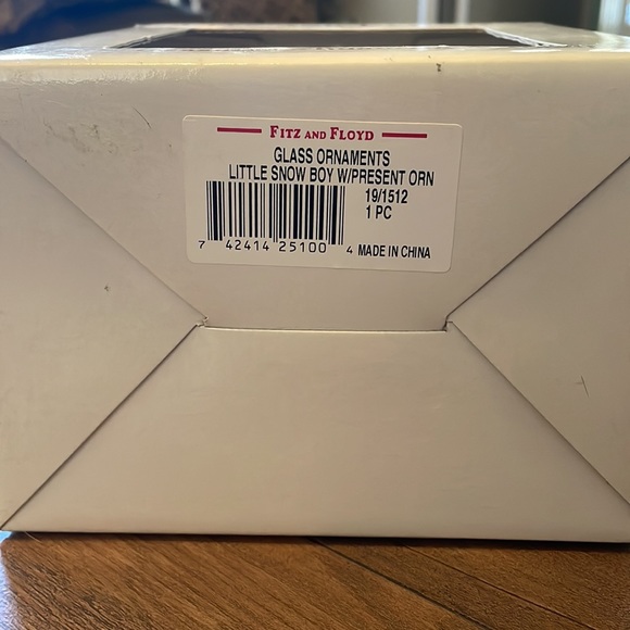 Fitz and Floyd Glass Christmas Ornament Little Snow Boy with Present 5 in NIB - Picture 3 of 7